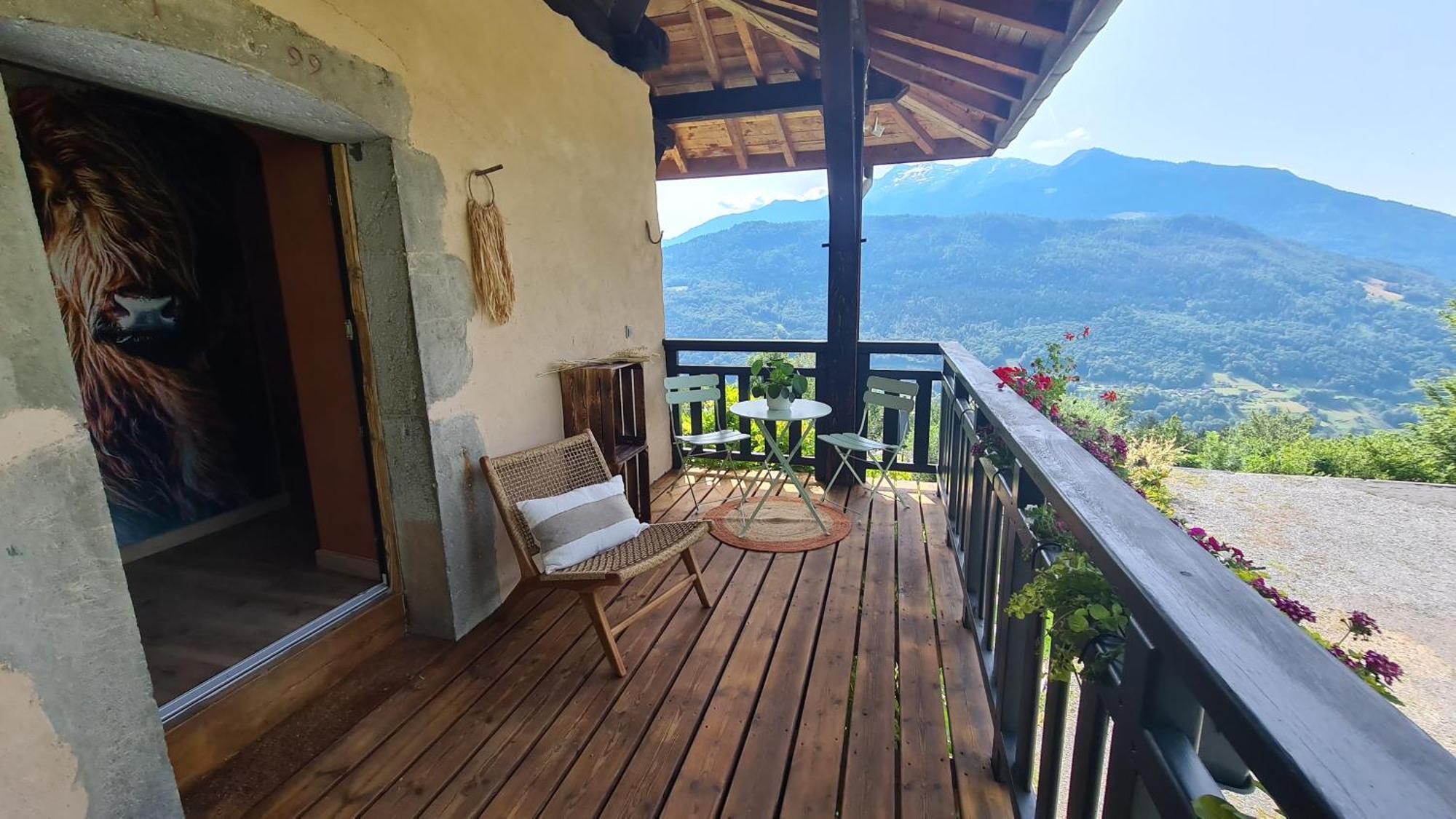 Bed and Breakfast Le Refuge Du Montagnard Marthod Zewnętrze zdjęcie